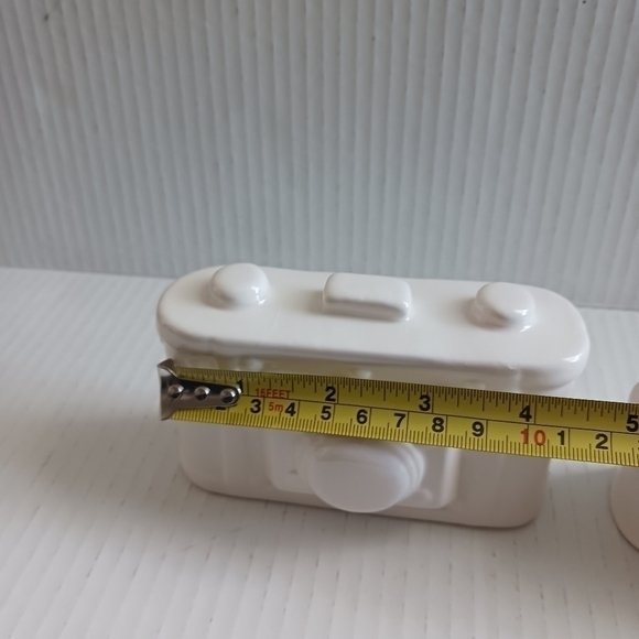 Ceramic Camera Decor - Picture 9 of 10